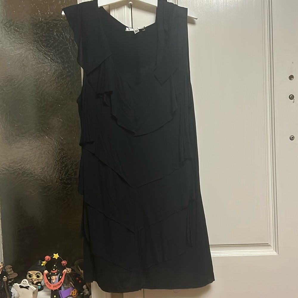 Cabi black tank/tunic. Sleeveless V neck.